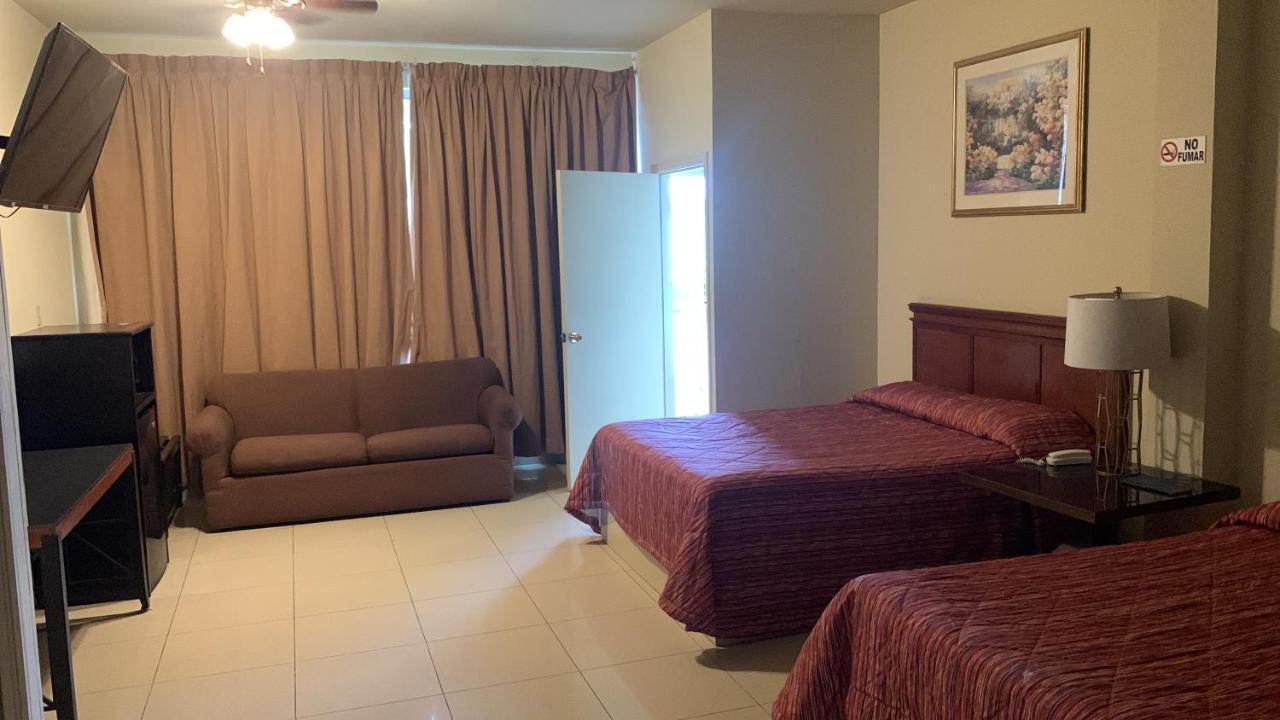 Hotel Plaza Riviera Matamoros  Exterior photo
